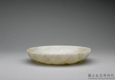 图片[2]-Jade round plate carved with floral decoration, Mughal Empire-China Archive